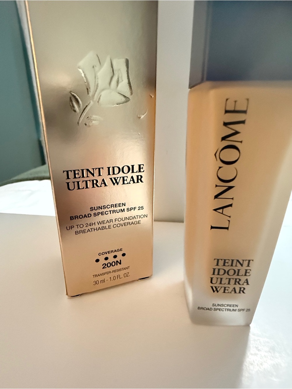 Teint Idole Ultra Wear Foundation - 200N